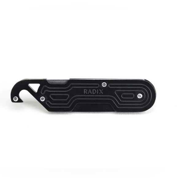 New in Box-Radix Key Blade the ultimate minimalist tool to keep on your keychain - Picture 4 of 7